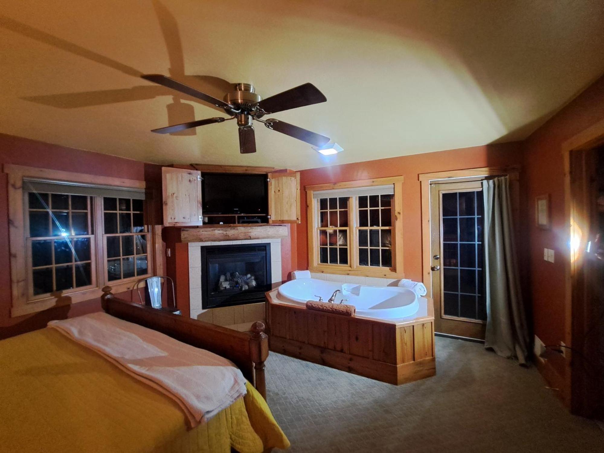Chanticleer Cabins Sturgeon Bay Ngoại thất bức ảnh